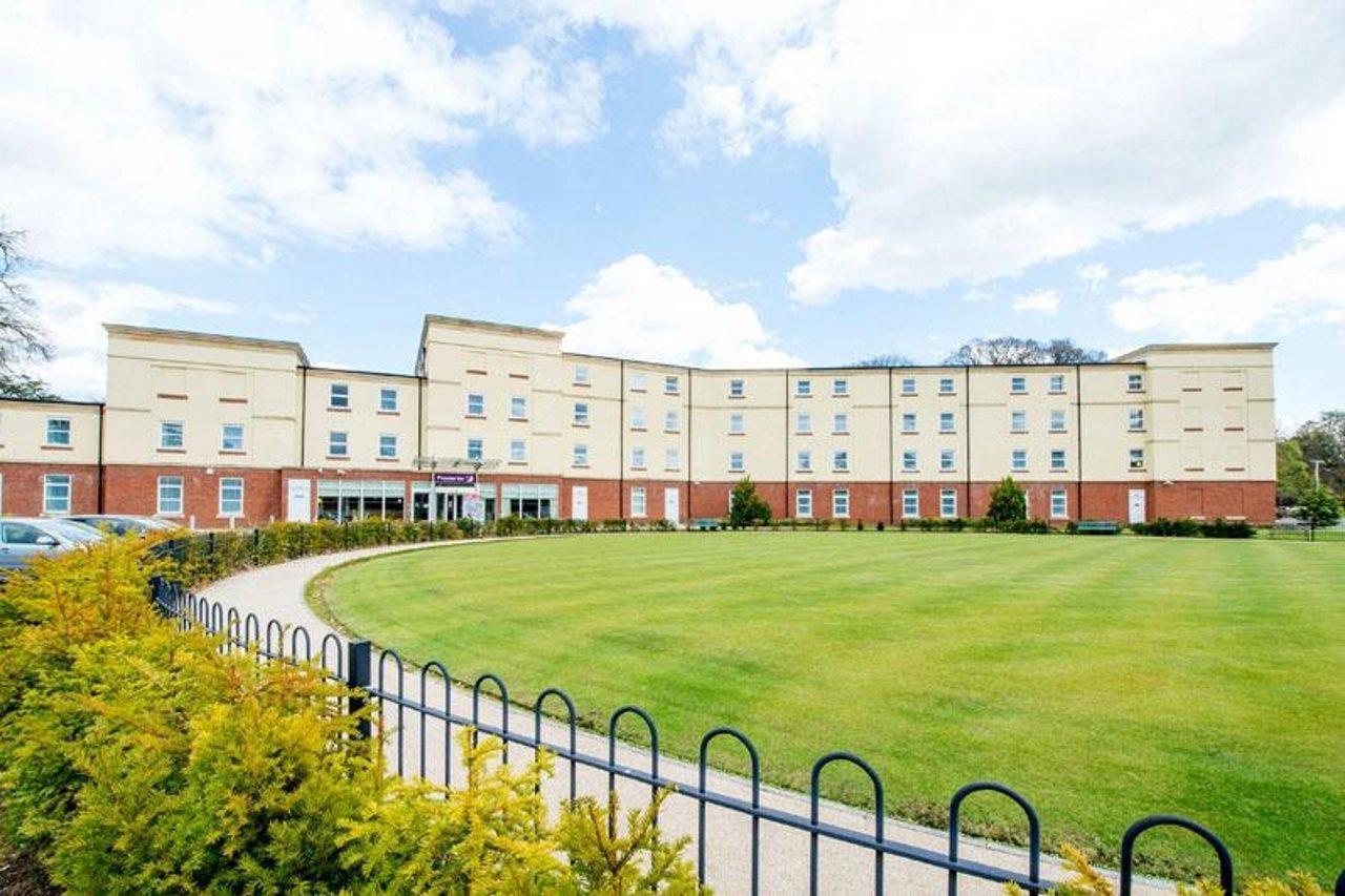 Premier Inn Stoke - Trentham Gardens Exterior photo